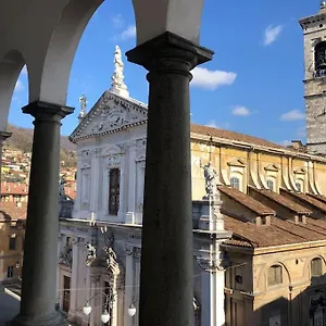  Bed & Breakfast Holly's House Italia