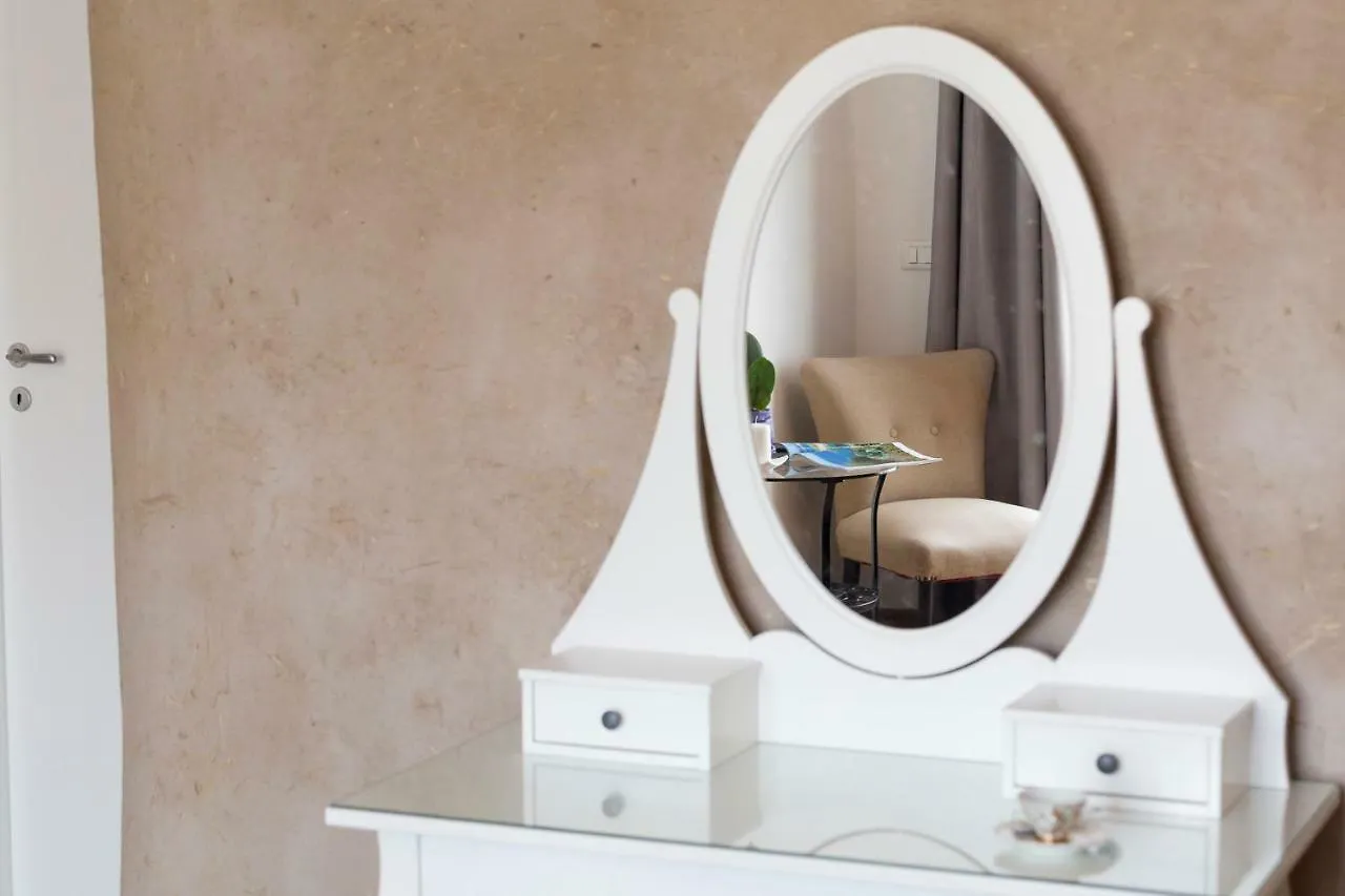 Bed & Breakfast Sempreverde Atelier B&B Punta Secca Italy